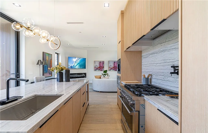 Home Additions Near Me: Find Local Builders Fast